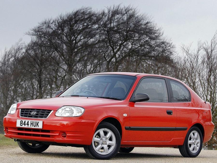 Hyundai Accent 3-Door (UK) '2003